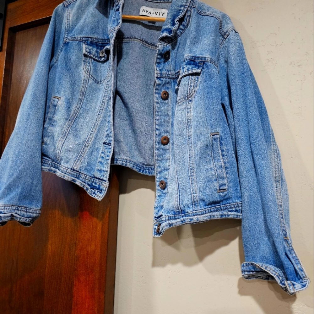 Cropped Denim Jacket